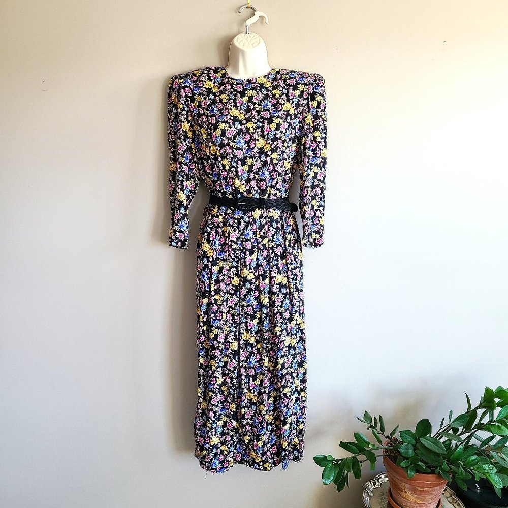 Karin Stevens vintage new with tag floral summer maxi dress. New old stock.
